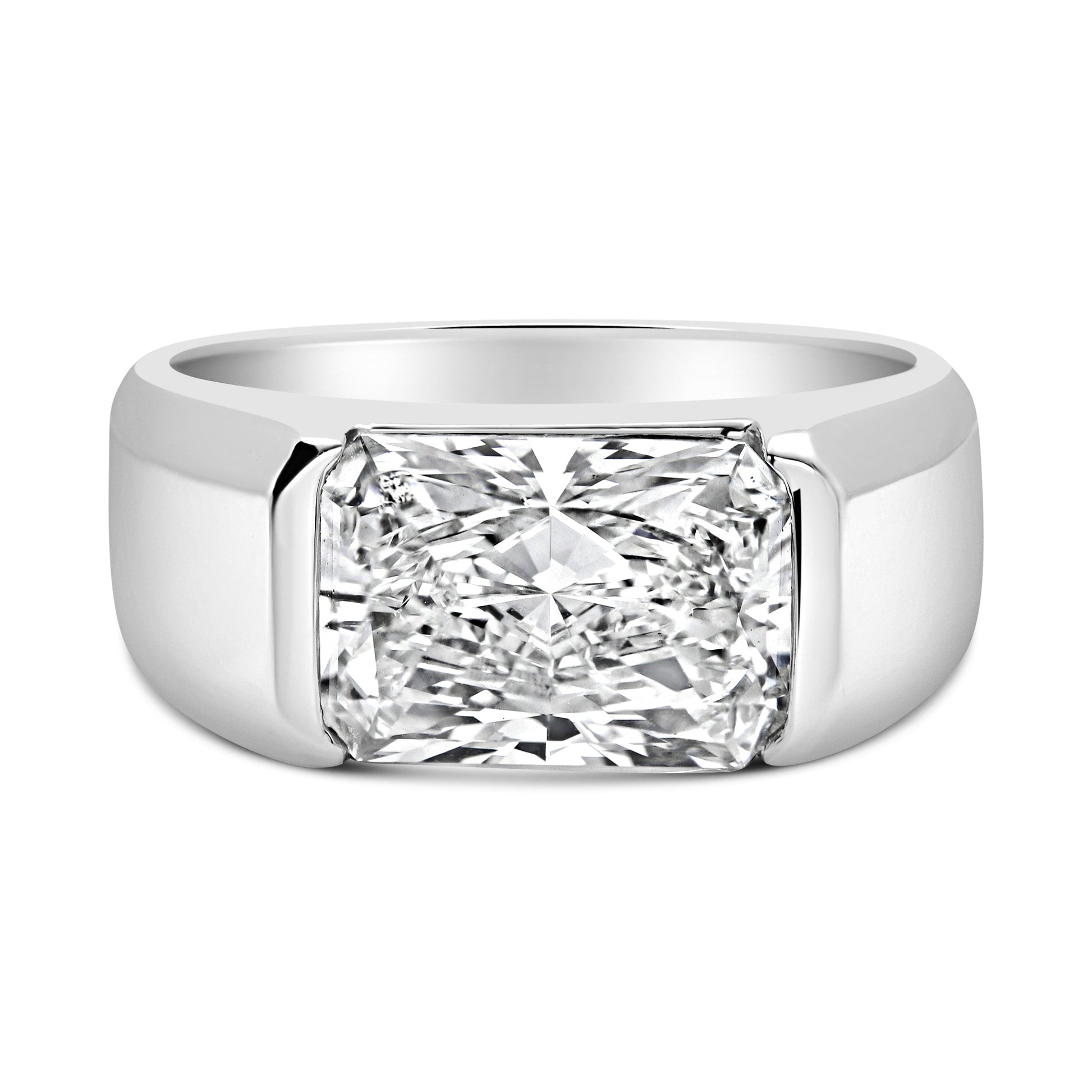 Ring in 14k with 5.41ct. Lab-Grown Diamonds