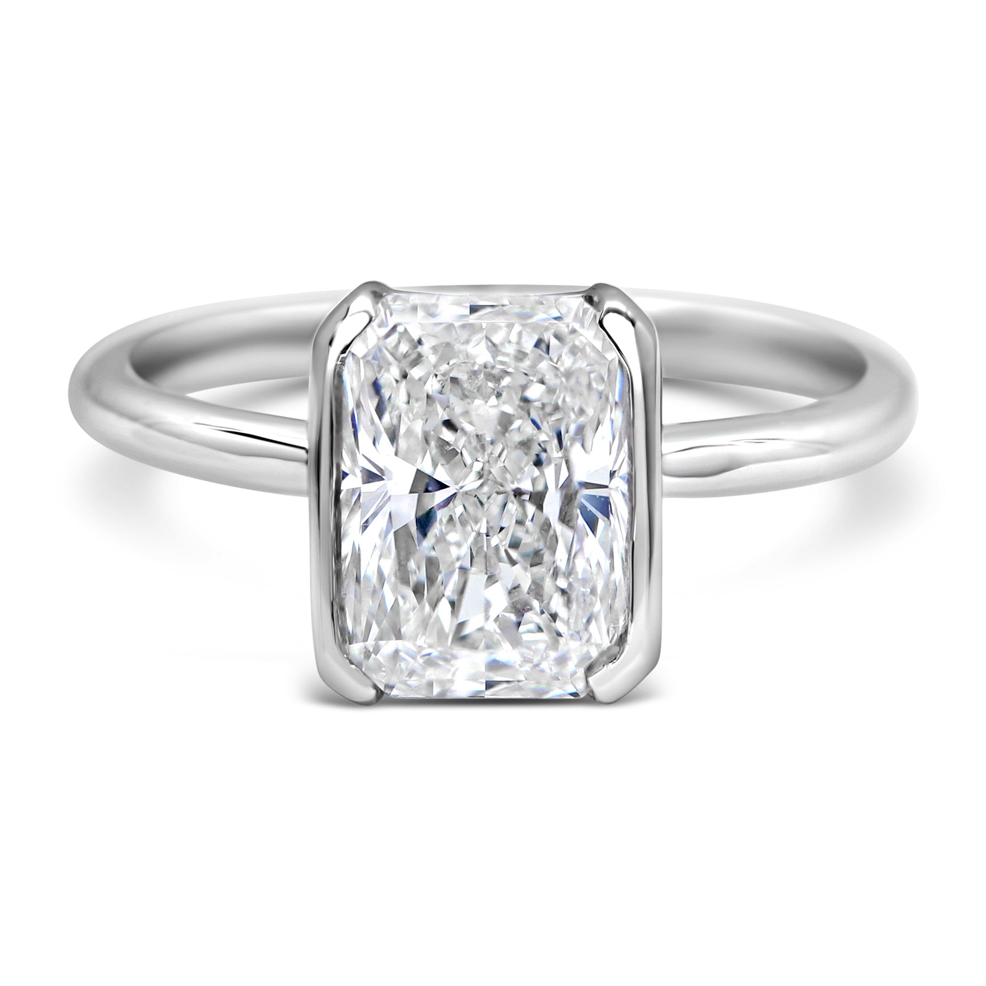 Ring in 14k with 2.50ct. Lab-Grown Diamonds