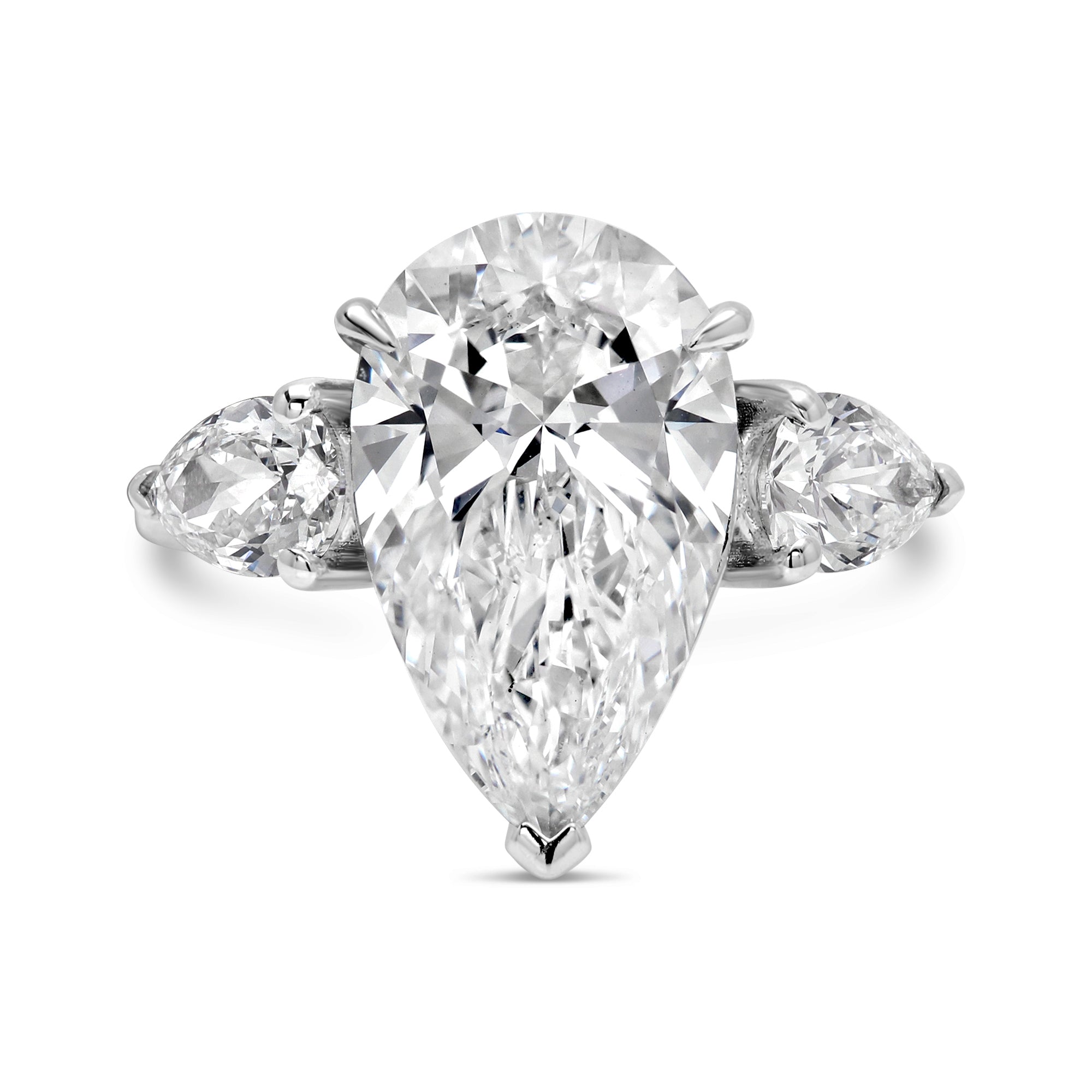 Ring in 14k with 6.77ct Lab-Grown pear Diamonds