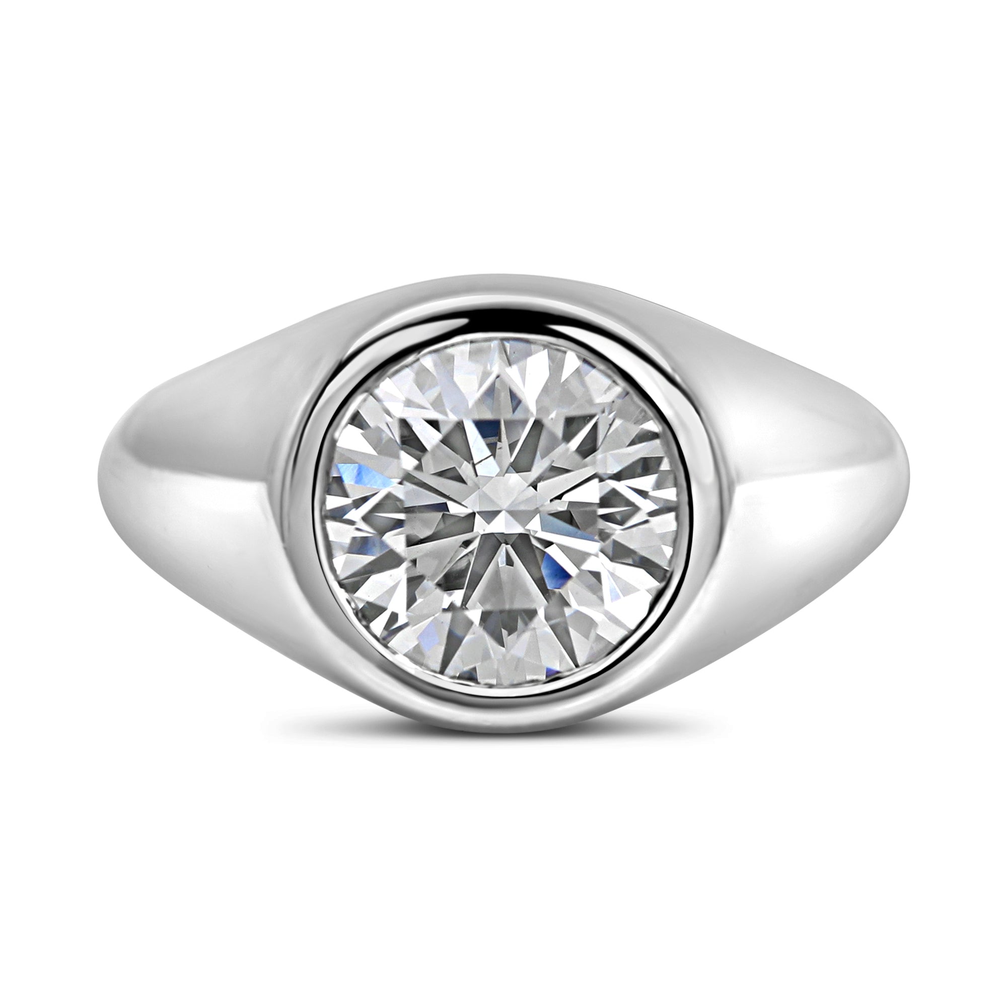 Ring in 18k with 4.25ct Lab-Grown Diamonds
